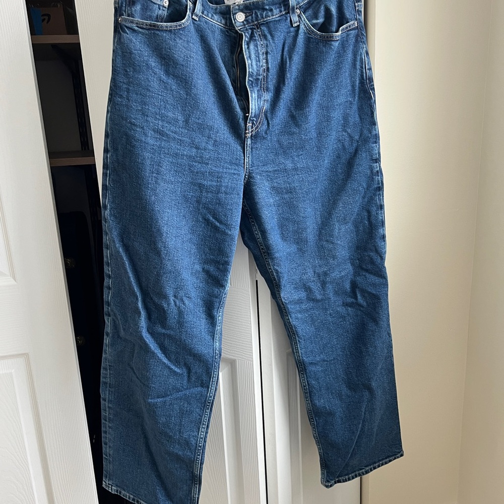 Banana Republic Women’s Straight Fit Jeans Size 34 Denim Cropped 99% Cotton